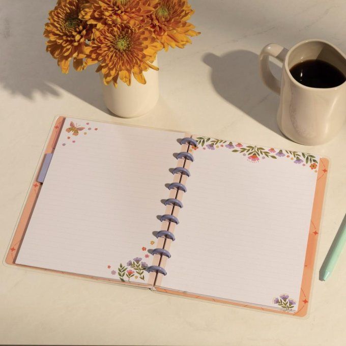 Happy notes, notebook, carnet  lignes pointillées, dimensions : 17.78cmx23.5cm environ