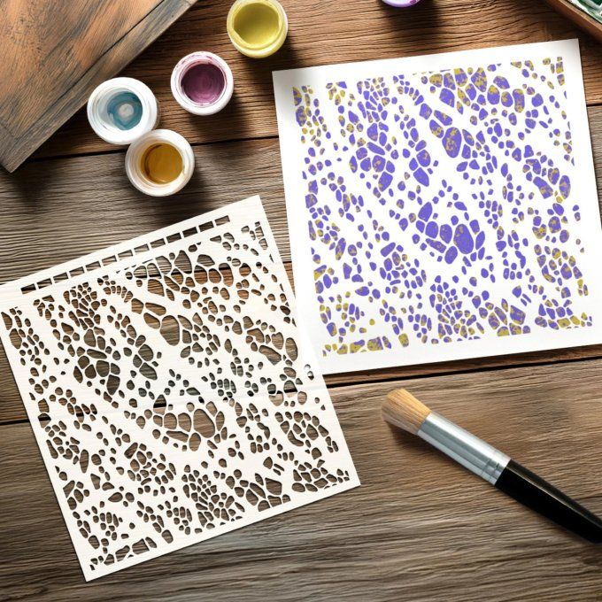 Cosmic shimmer, Katy Sue et Andy Skinner - pochoir, 20x20cm environ - Pebble mosaic