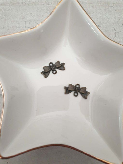 5 Connecteurs, en métal couleur bronze, dimension 2x1cm environ