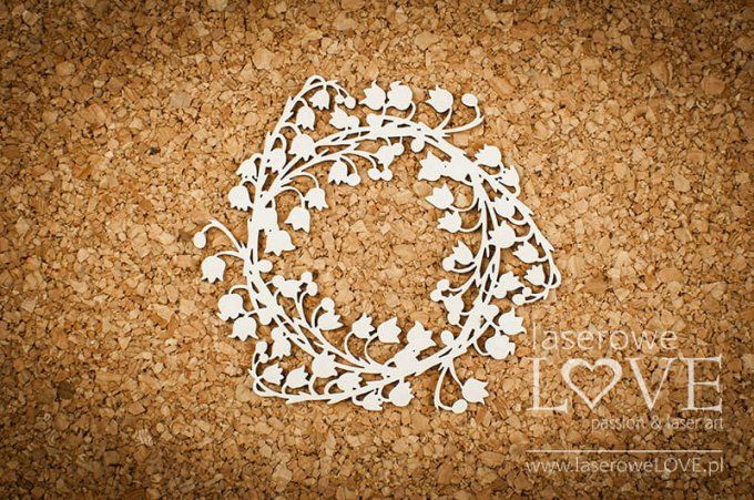  Chipboard - Couronne de muguet - Dimension : 9.5x9.5cm environ