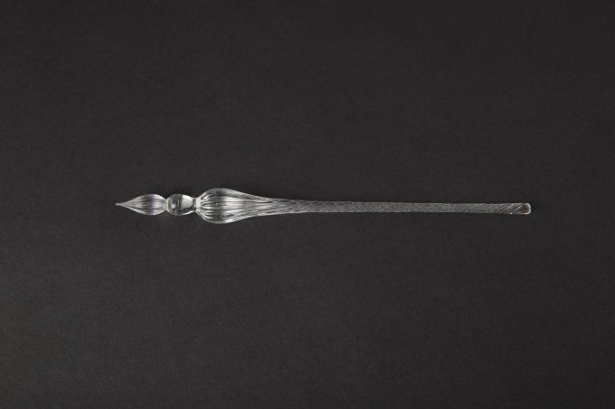 Pinceau de verre transparent