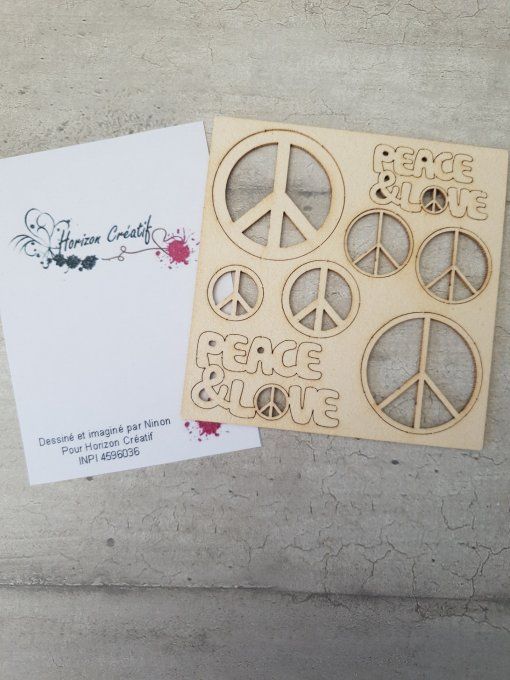 Chipboard : Planche "Peace & Love", à l'unité, dimension de la planche : 9.4x9.2cm environ