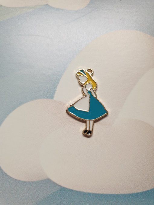 Breloque, petite fille robe bleue, dimension : 3.3x2cm environ, à l'unité