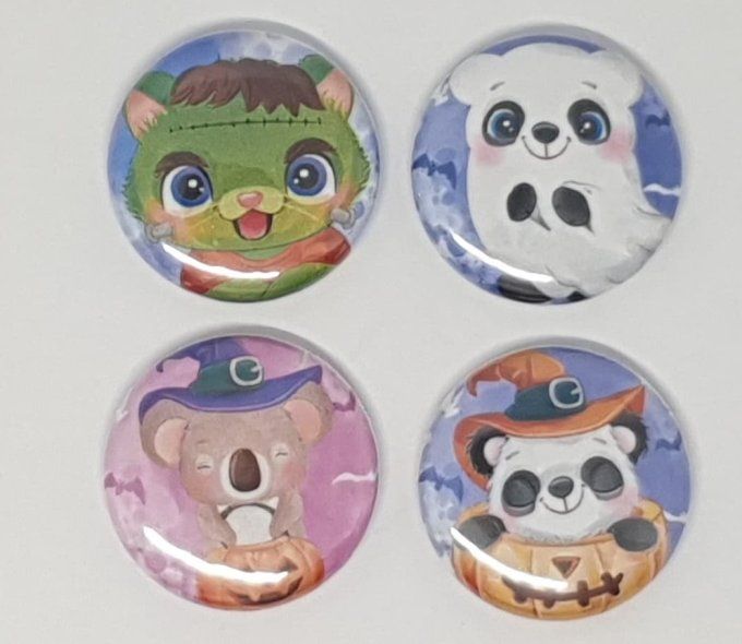 4 badges, 25mm de diamètre - Halloween