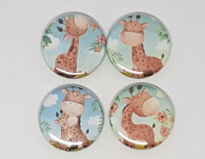 4 badges, 25mm de diamètre - Girafe