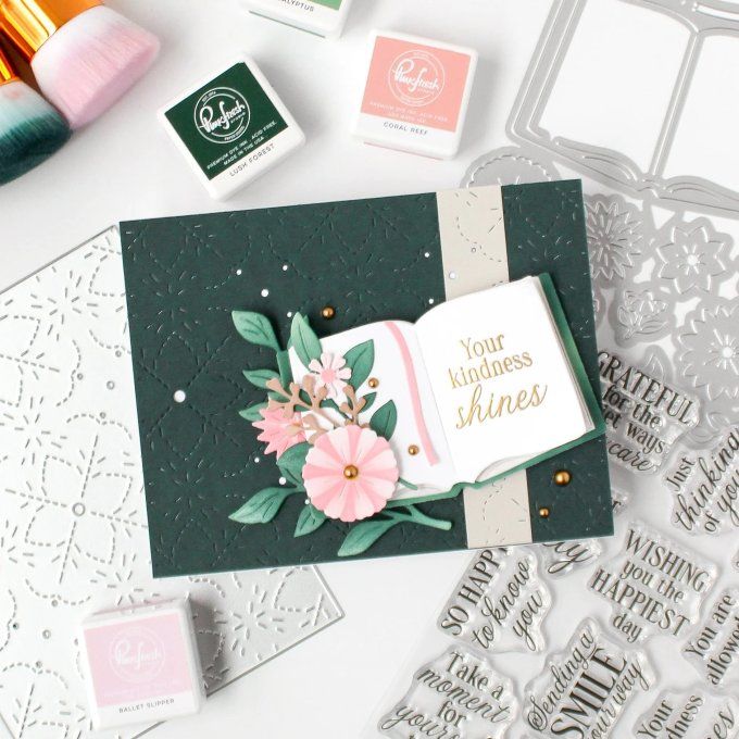 6 Pochoirs - PinkFresh, Floral tale - dimension 12.7x15.6cm environ