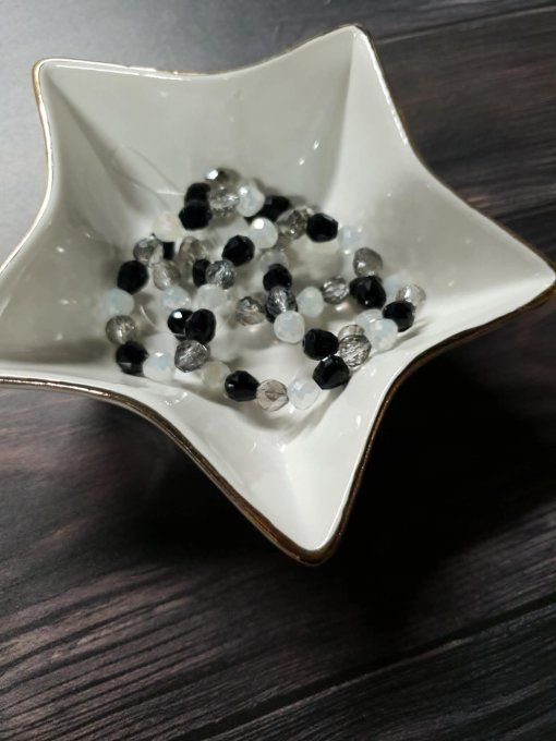 Perles en verre à facettes légèrement brillantes, mélange de couleur : gris/blanc/noir, x10 