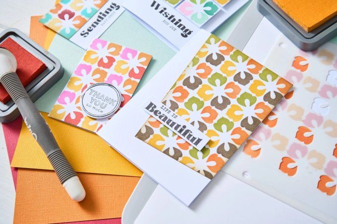 1 pochoir rotatif, Sizzix - Flower power