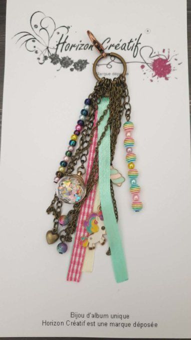Bijou d'album et/ou porte-clés : Licorne, fait-main by Ninon (modèle unique)