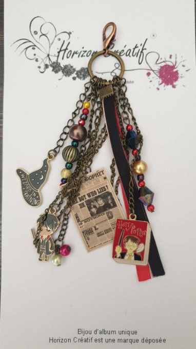 Bijou d'album et/ou porte-clés : Sorcier, fait-main by Ninon (modèle unique)