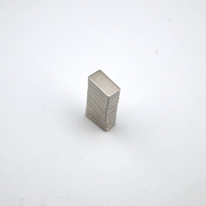 Lot de 10 aimants, rectangle 10x5mm épaisseur 1mm - néodyme N35