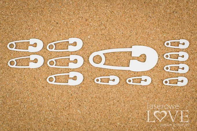 Chipboards, épingles à nourrice - dimension de la planche : 12x8.4cm environ