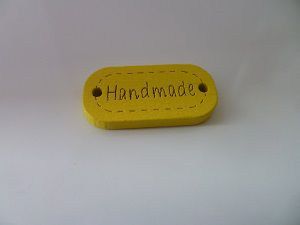 Bouton en bois, jaune, "handmade", à l'unité
