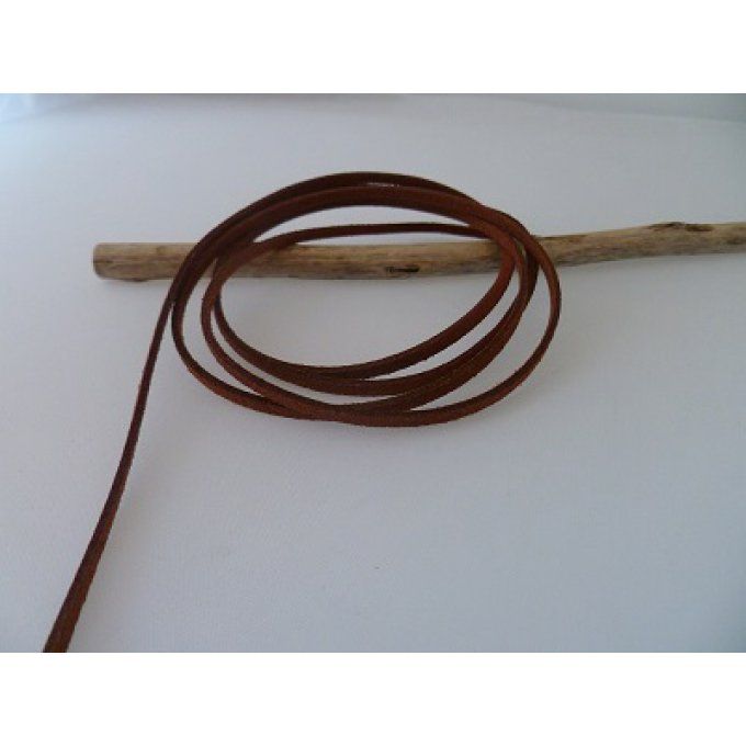 Suédine couleur marron, vendue au mètre