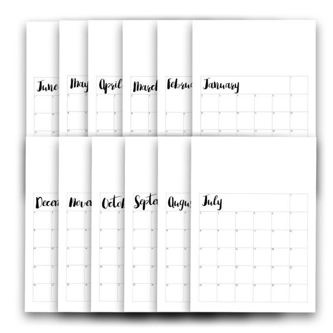 Polkadoodles - DIY - calendrier non daté à décorer - 24 feuilles format : 15x21cm environ