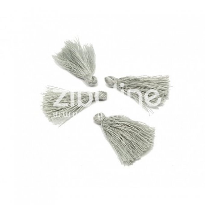 4 pompons gris en coton - longueur 3cm