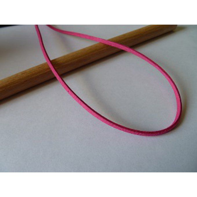 Suédine couleur framboise