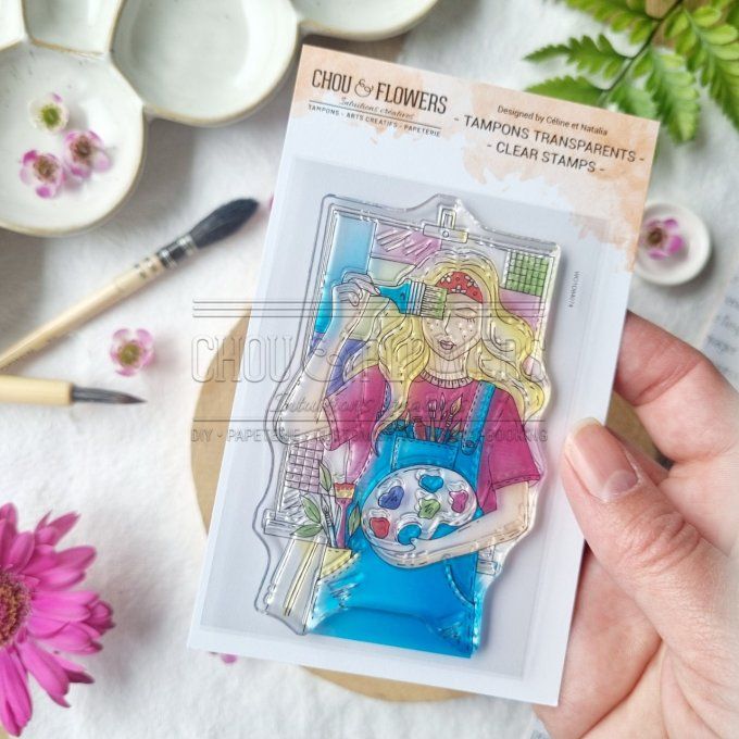 1 Tampon clear, Chou & Flowers, Fille artiste, Dim. de la planche :  format A7